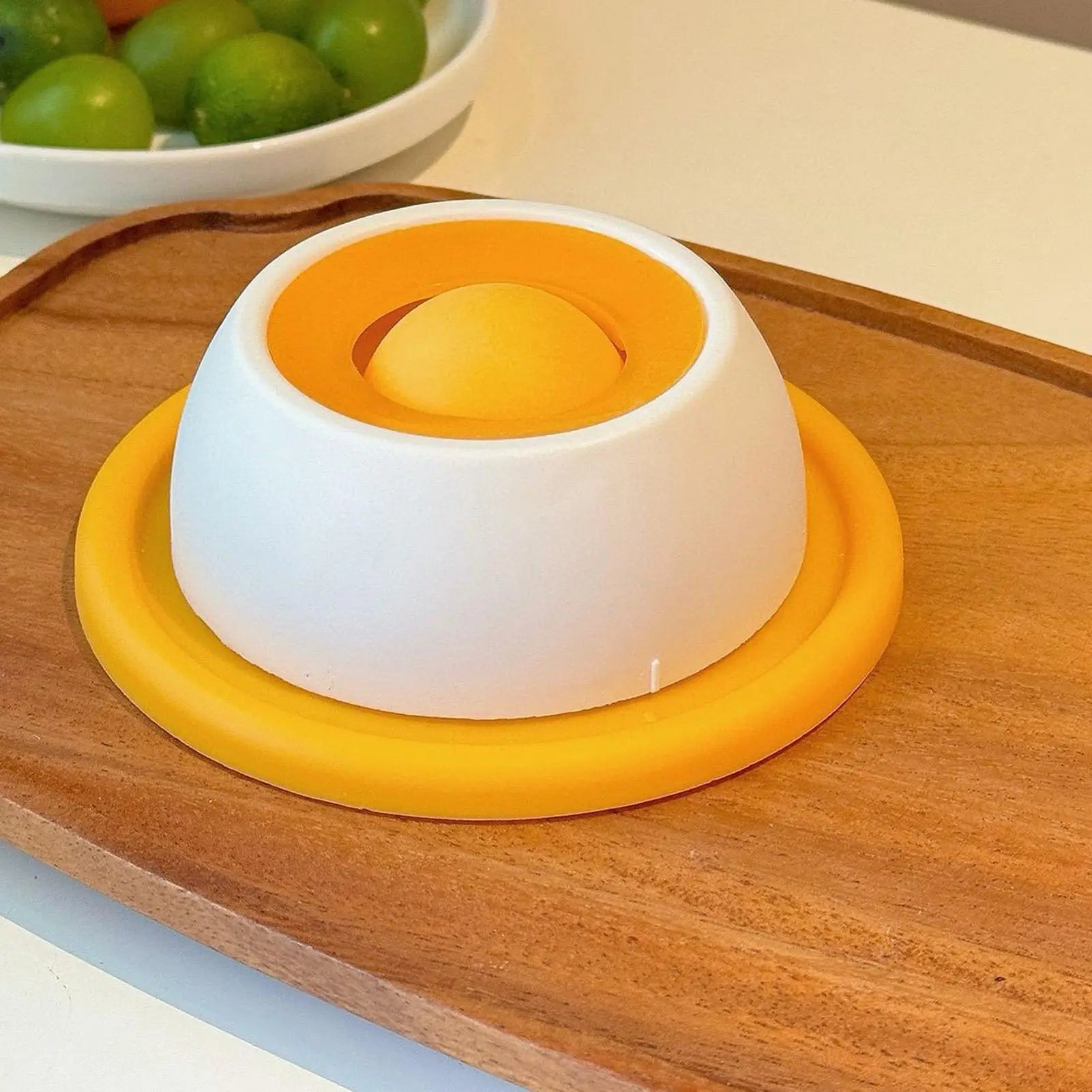 Slow Feed Dog Bowl – Healthy Plastic Feeding Bowl for Dogs, Cats & Puppies